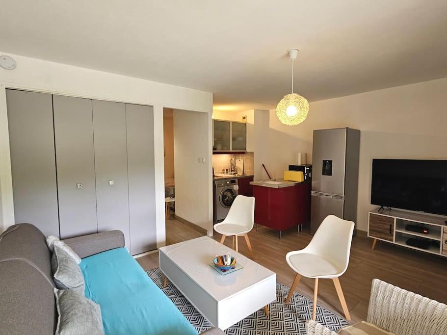 Petit Paradis Classe 3 Etoiles A 200M De La Plage! Terrasse-Wifi-Parking-Clim Saint-Mandrier-sur-Mer Esterno foto